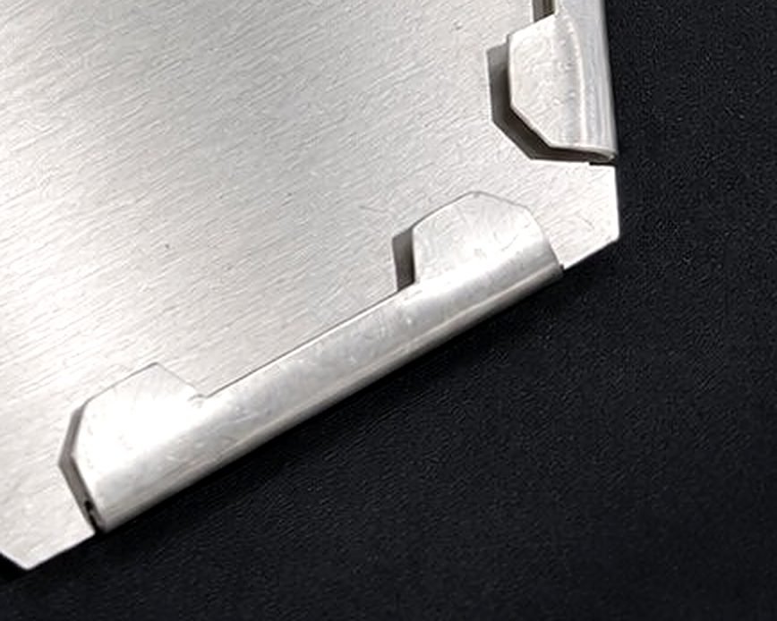 Hexagonal Shingles: bent edge close-up