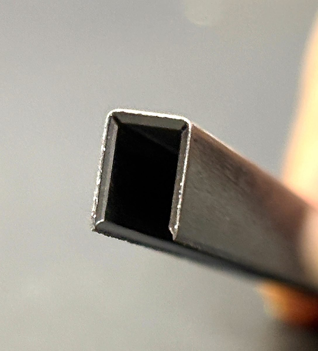 Square & Rectangular Pipe Profile: bent edge close-up 6