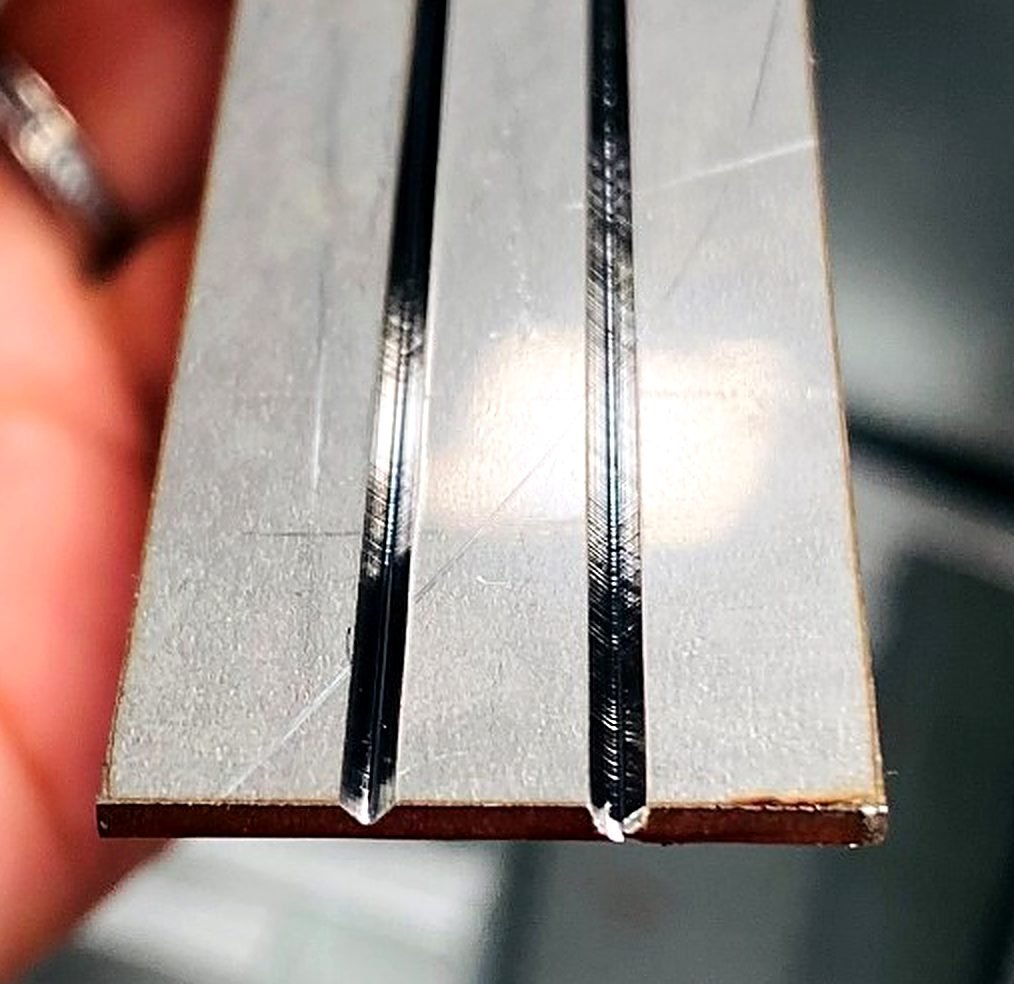 U & C Profile: bent edge close-up 13