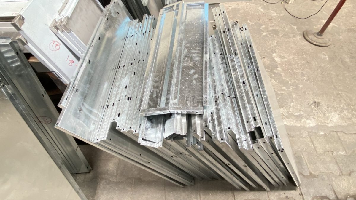 Furniture Metal Profiles — Kitchen & Furniture