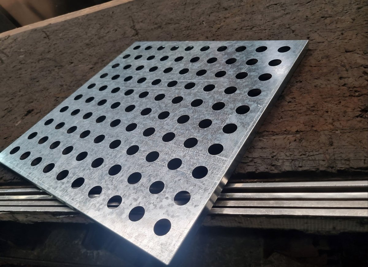 Lay-In Metal Ceiling — Metal Ceiling Systems